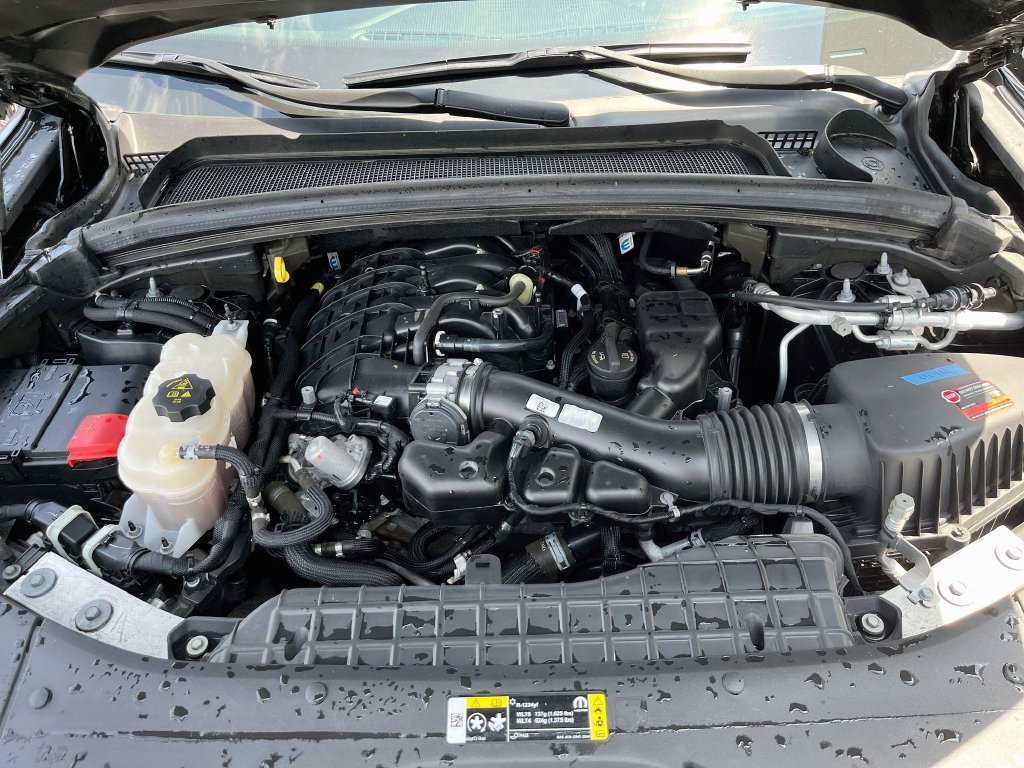 Used 2022 Jeep Grand Cherokee Limited AWD/4WD image 10
