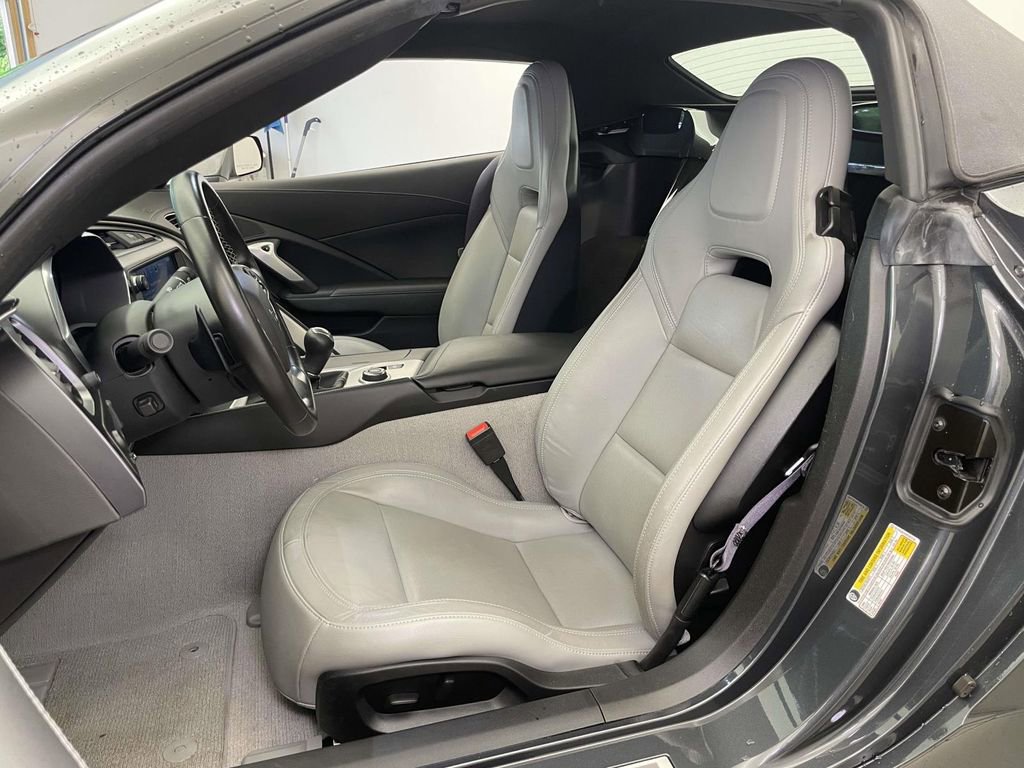 Used 2017 Chevrolet Corvette Stingray Convertible w/ 1LT RWD image 13