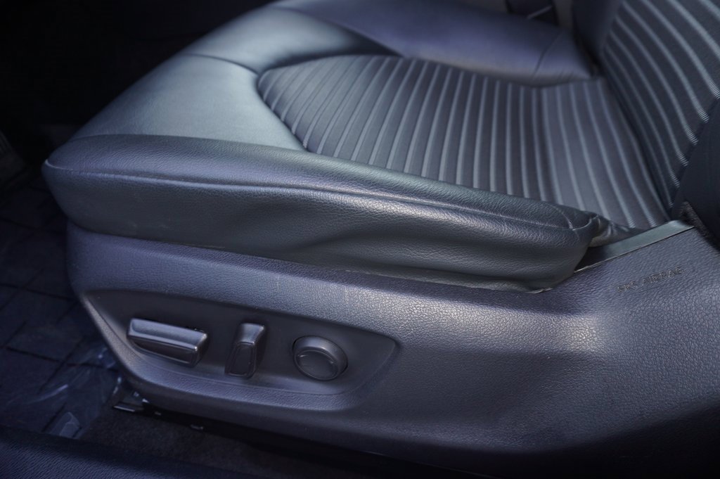 Certified 2023 Toyota Camry SE image 11