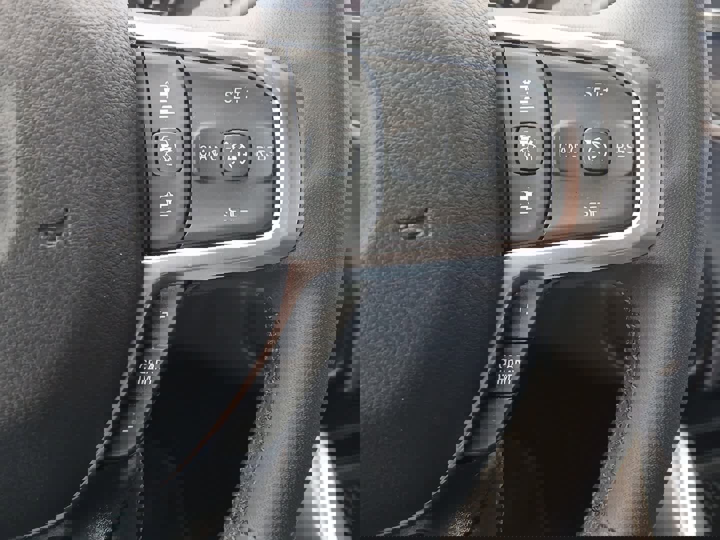 Used 2025 RAM 3500 Big Horn image 74