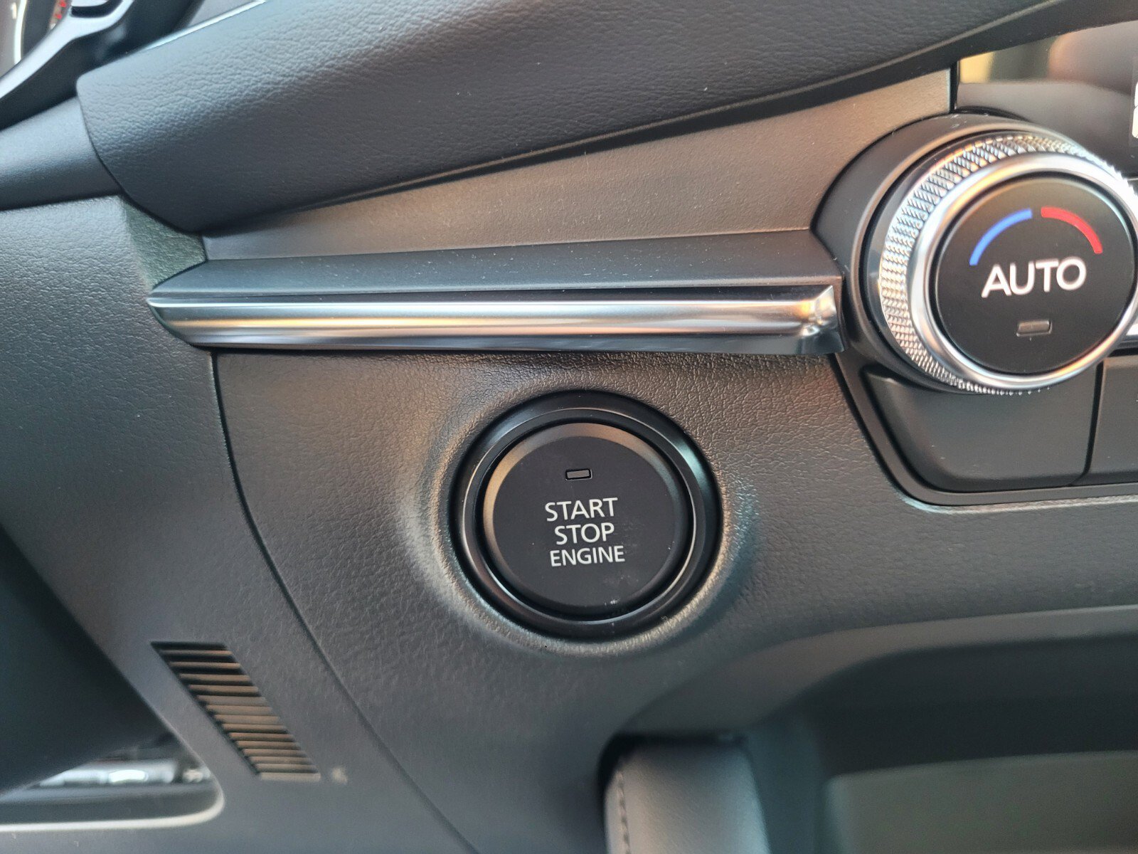 New 2026 MAZDA MAZDA3 2.5 S Hatchback w/ Premium Pkg FWD image 27