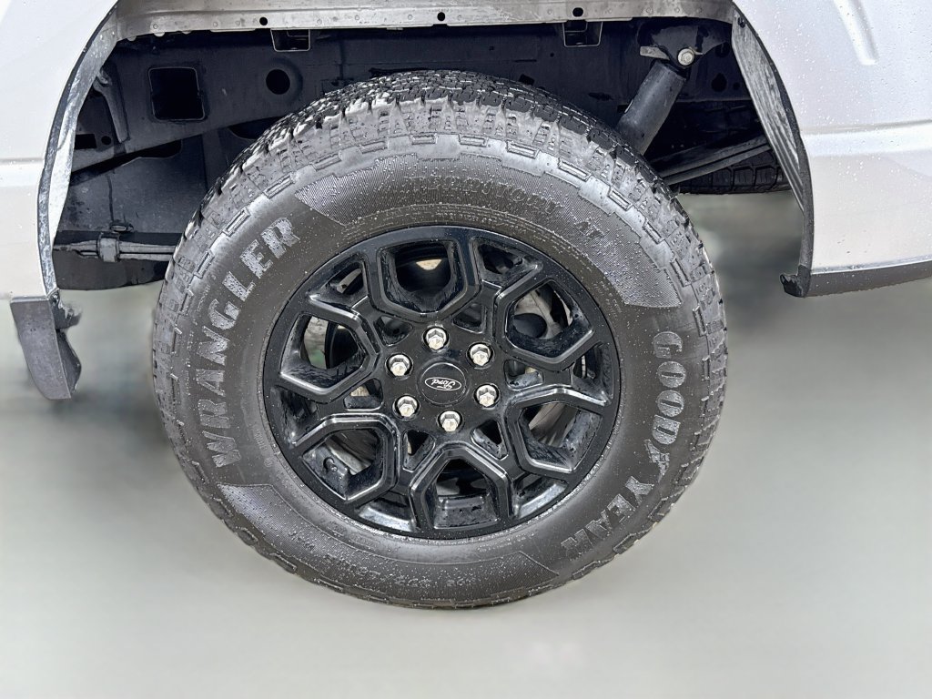 Used 2025 Ford F150 XLT w/ Equipment Group 302A MID AWD/4WD image 31