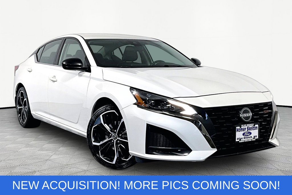 Used 2024 Nissan Altima 2.5 SR