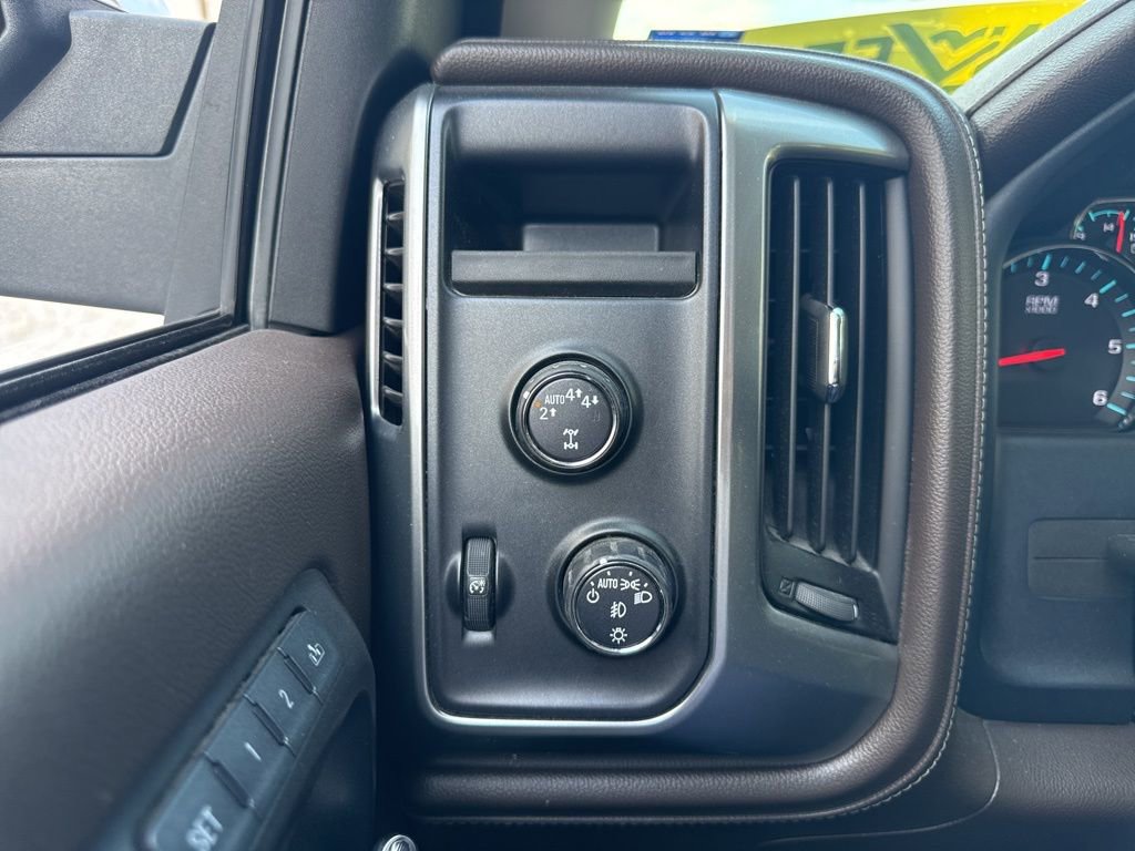 Used 2017 Chevrolet Silverado 1500 LTZ image 15