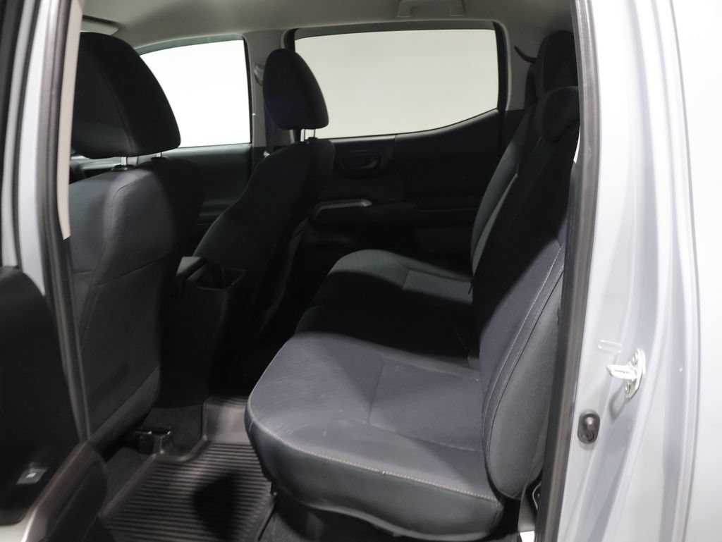 Used 2021 Toyota Tacoma SR5 w/ Trail Edition AWD/4WD image 18