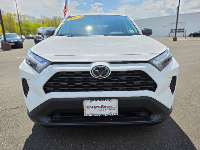 Used 2024 Toyota RAV4 LE image 2