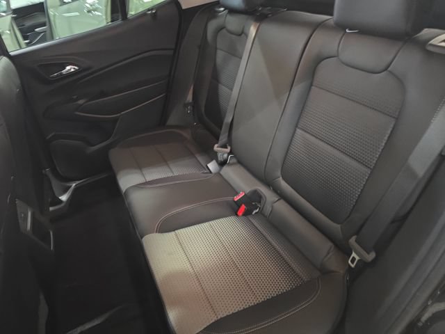 New 2026 Chevrolet Trax LT w/ Driver Confidence Package FWD image 14