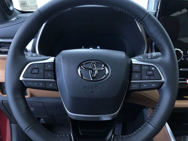 New 2026 Toyota Highlander Platinum image 25