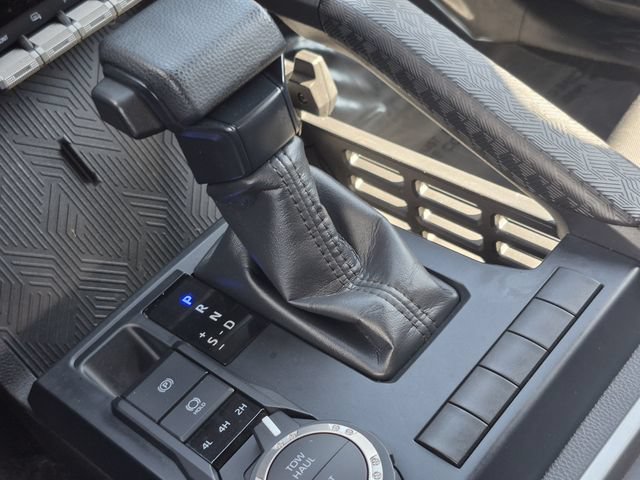 Used 2024 Toyota Tacoma SR5 AWD/4WD image 16
