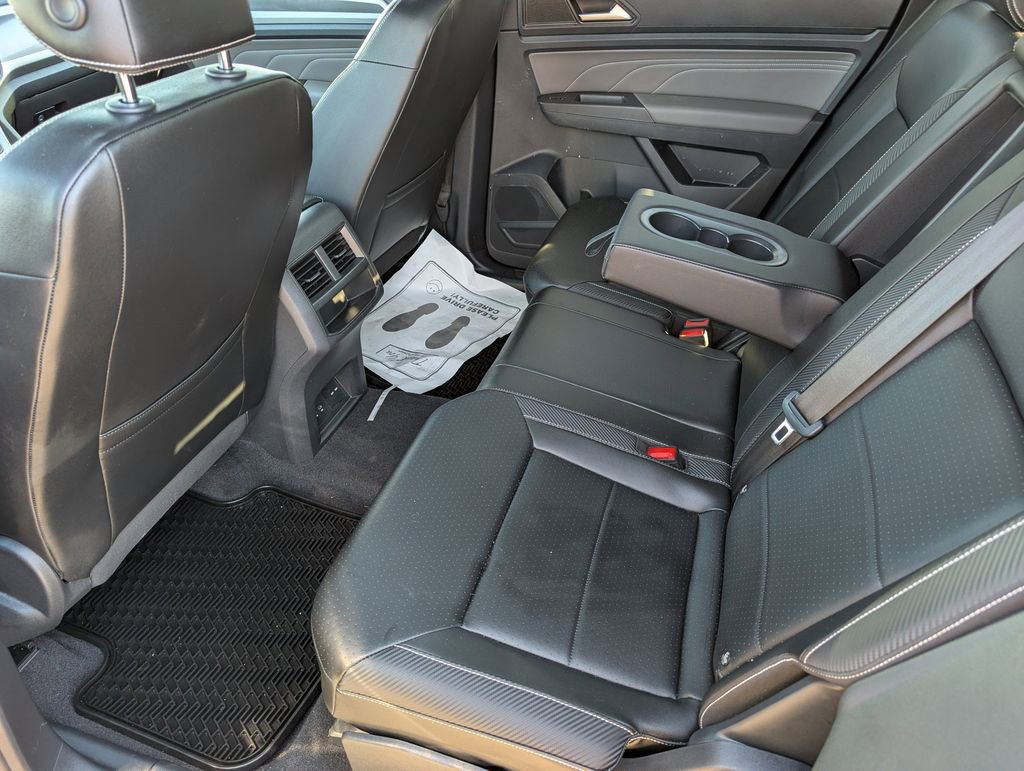 Used 2022 Volkswagen Atlas Cross Sport SEL image 29