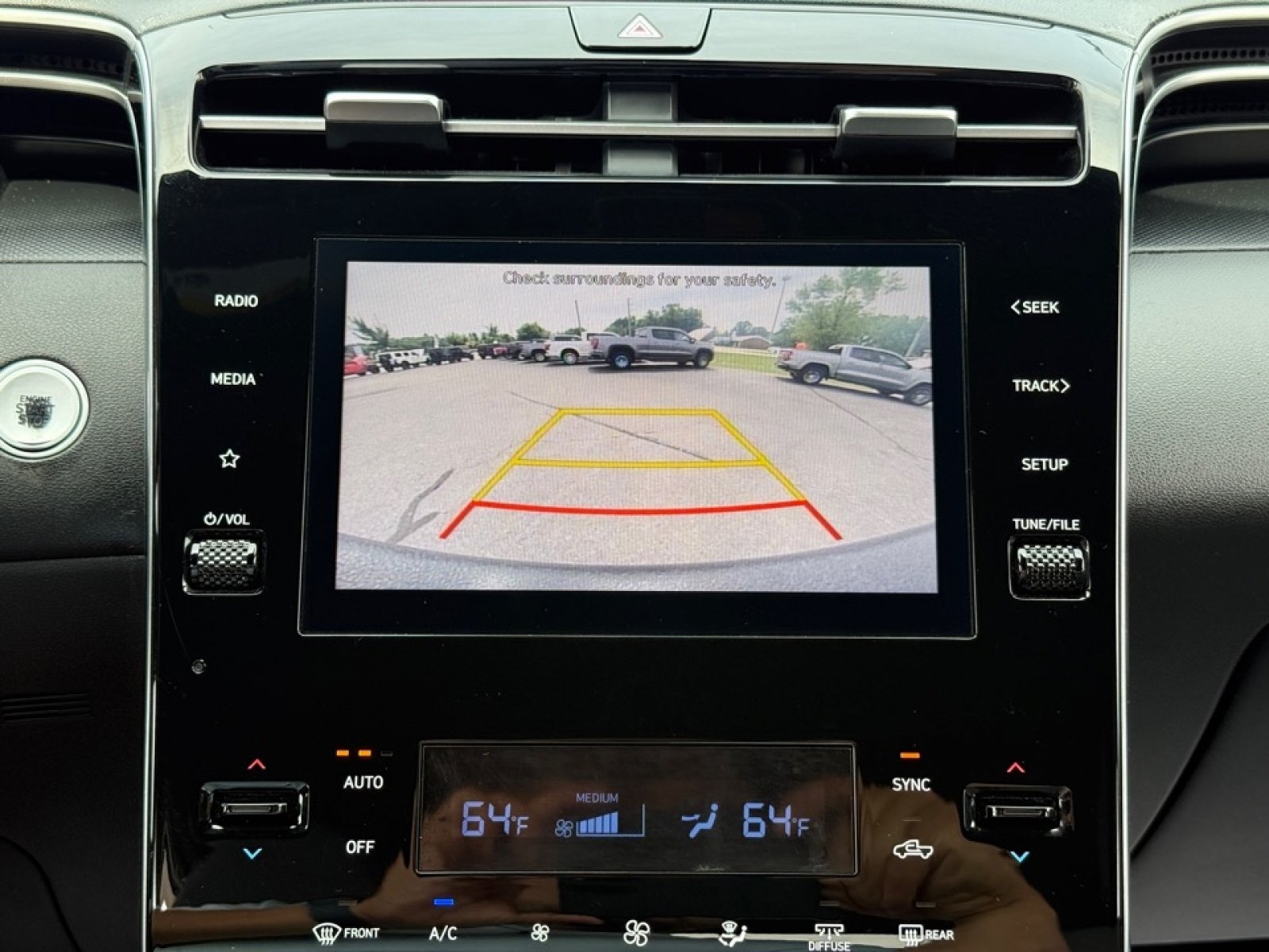 Used 2024 Hyundai Santa Cruz SEL AWD/4WD image 13