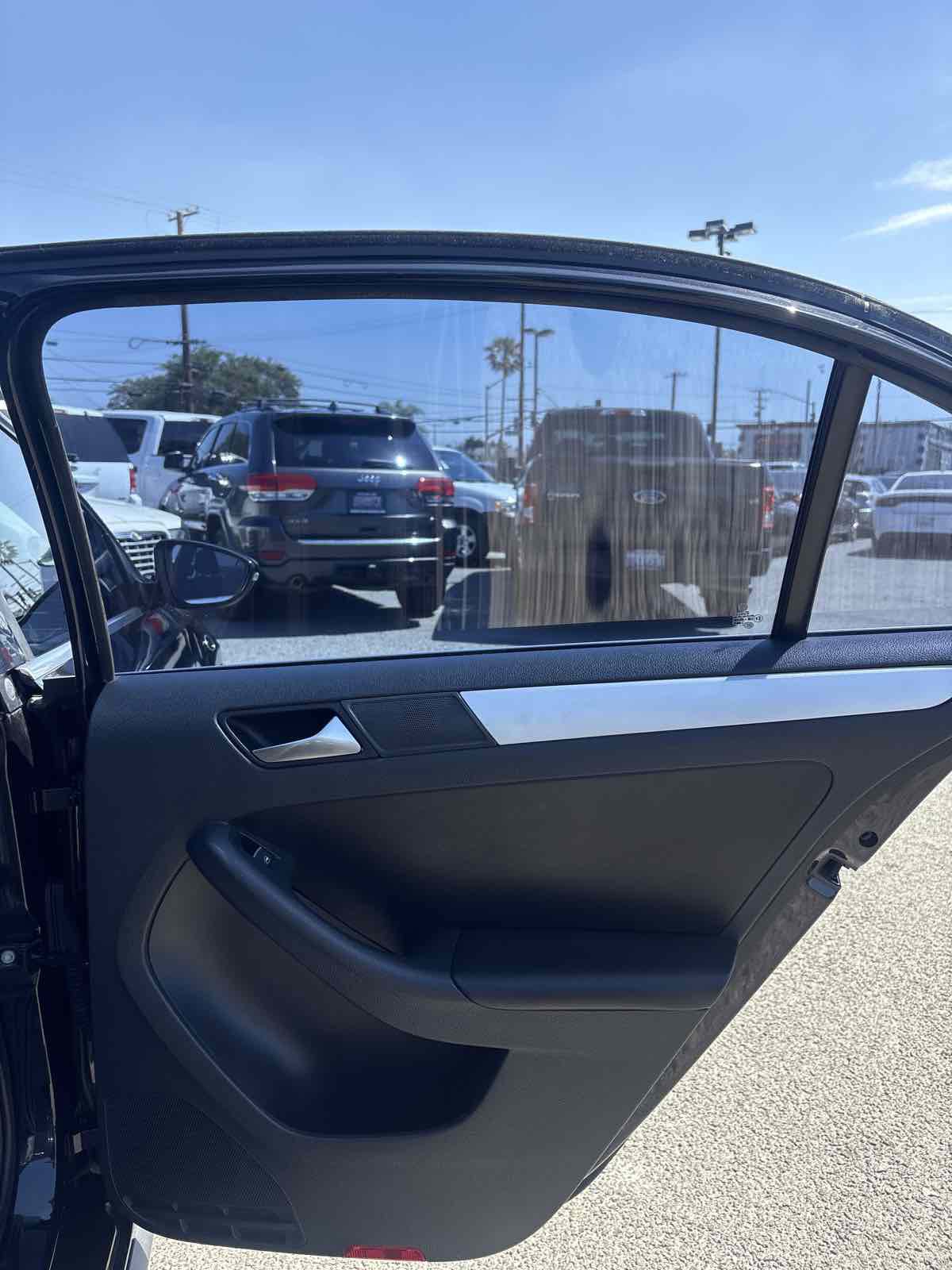 Used 2012 Volkswagen Jetta GLI FWD image 12