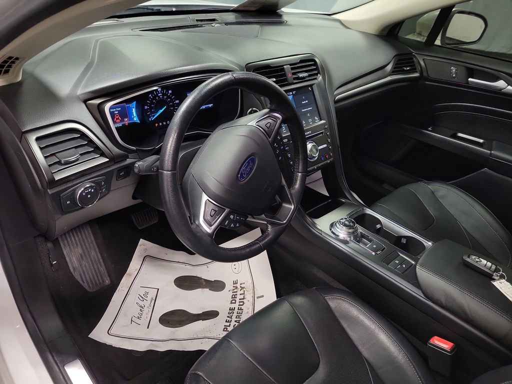 Used 2019 Ford Fusion Titanium image 14