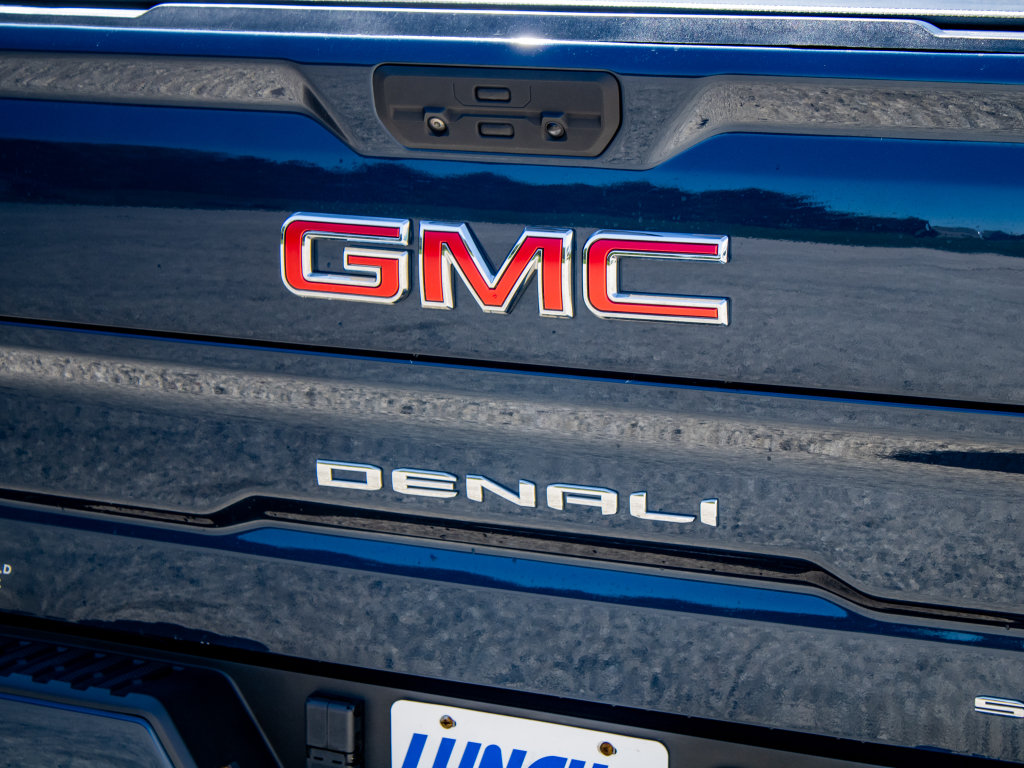 Used 2020 GMC Sierra 1500 Denali w/ Denali Ultimate Package AWD/4WD image 13
