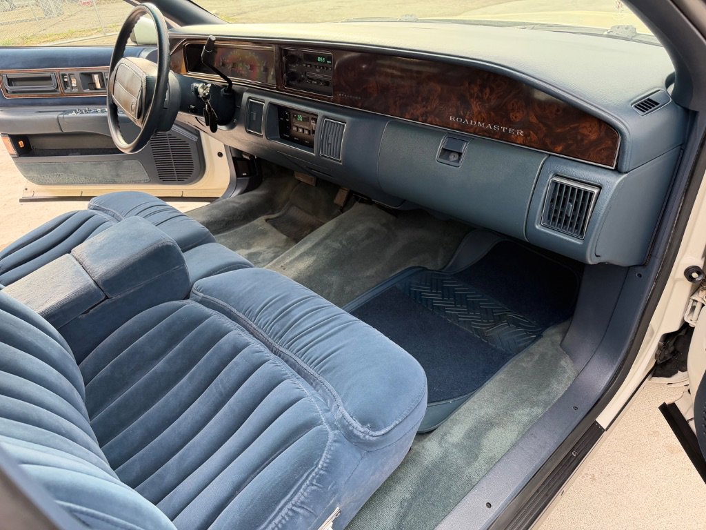 Used 1993 Buick Roadmaster Base image 22