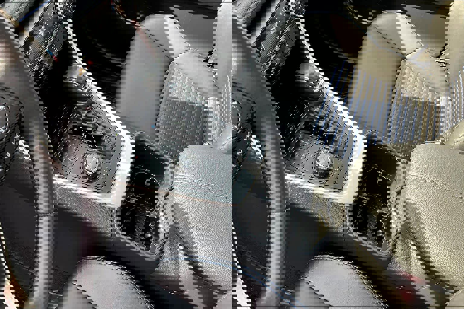 Used 2024 Toyota RAV4 XSE w/ Advanced Technology Package image 16