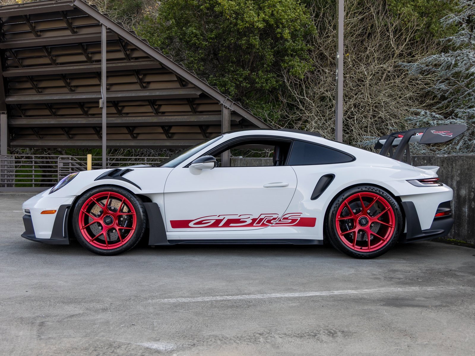 Certified 2024 Porsche 911 GT3 RS image 2