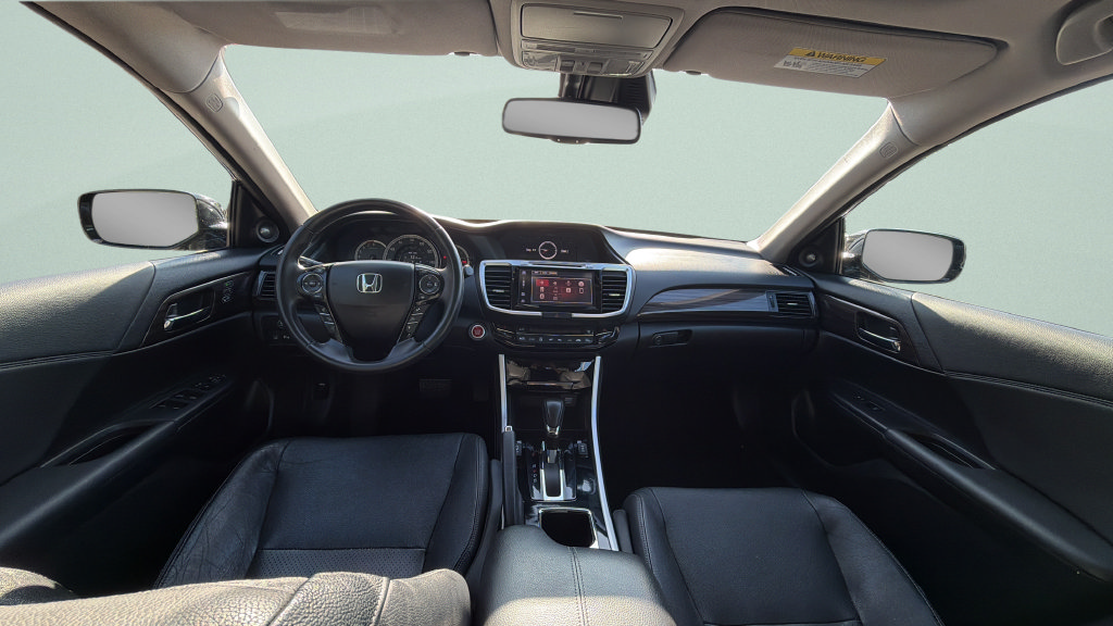Used 2016 Honda Accord Touring image 9