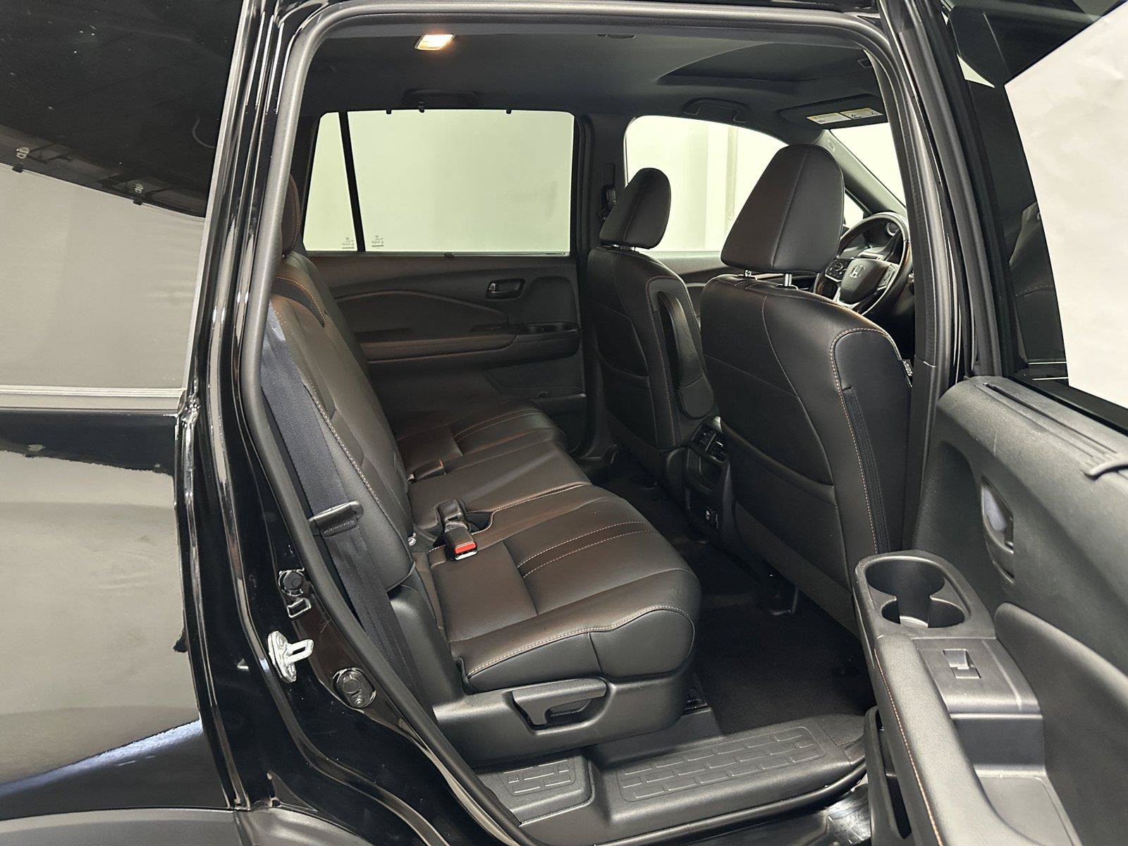 Certified 2023 Honda Passport TrailSport image 36