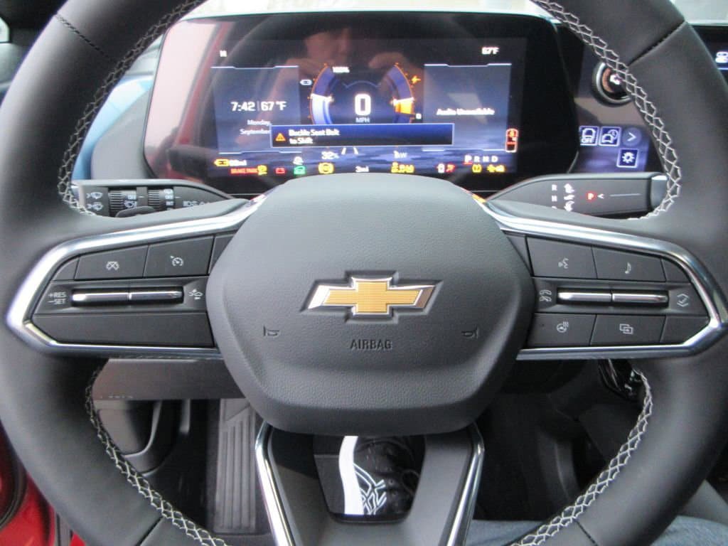 New 2026 Chevrolet Equinox EV LT image 23