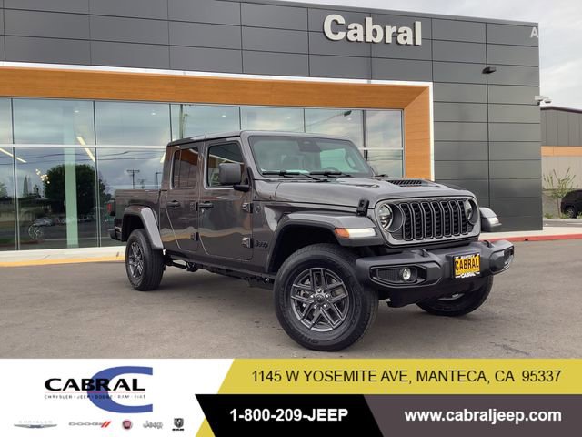 New 2026 Jeep Gladiator Sport image 1