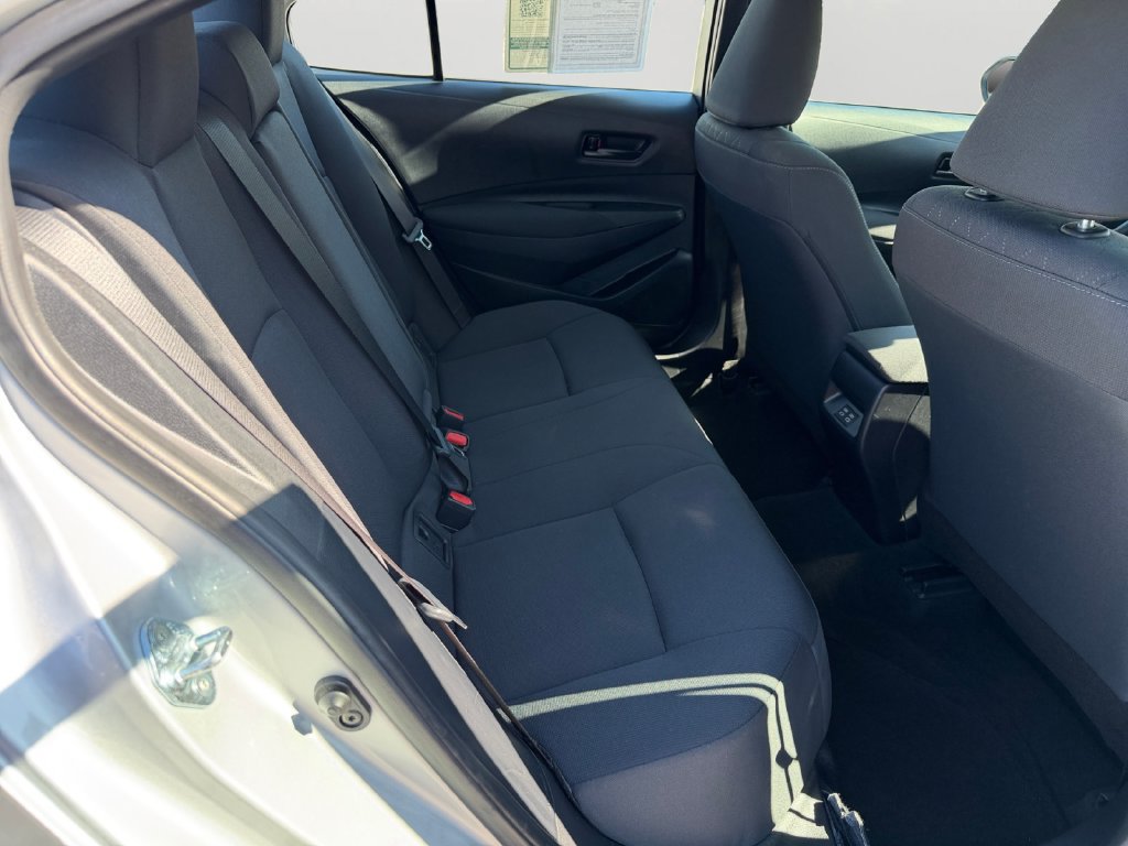 Used 2025 Toyota Corolla LE FWD image 13