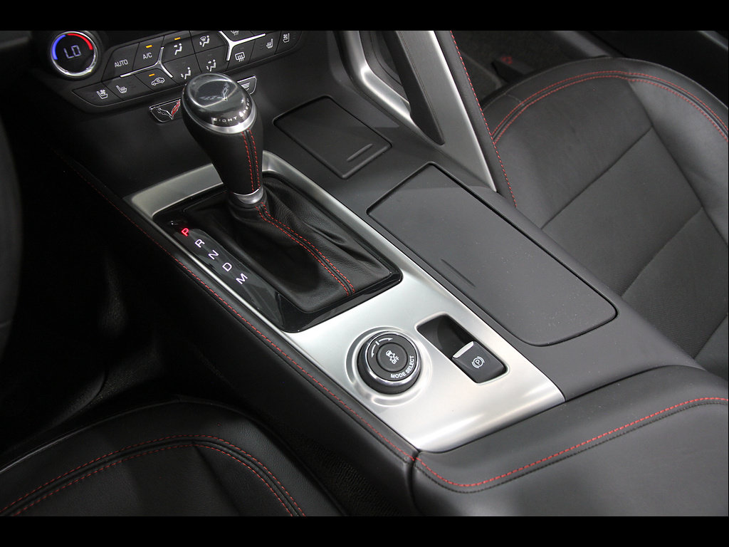 Used 2016 Chevrolet Corvette Stingray Convertible w/ 3LT Preferred Equipment Group RWD image 18
