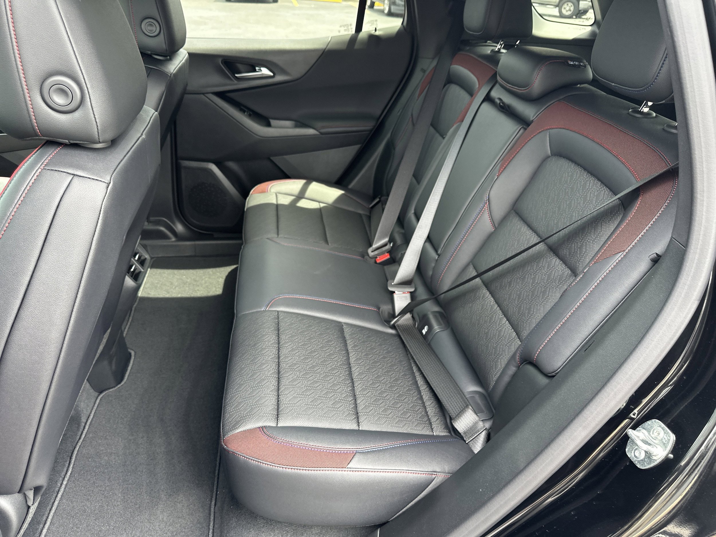 New 2026 Chevrolet Equinox RS FWD image 18