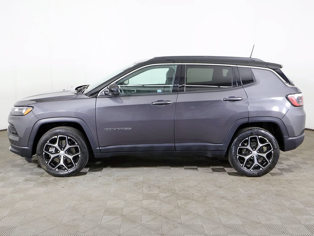 Used 2024 Jeep Compass Limited AWD/4WD image 16