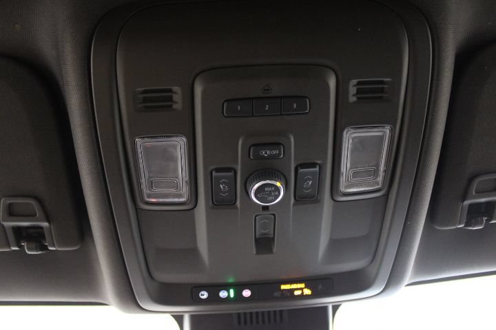Used 2023 GMC Yukon Denali AWD/4WD image 41