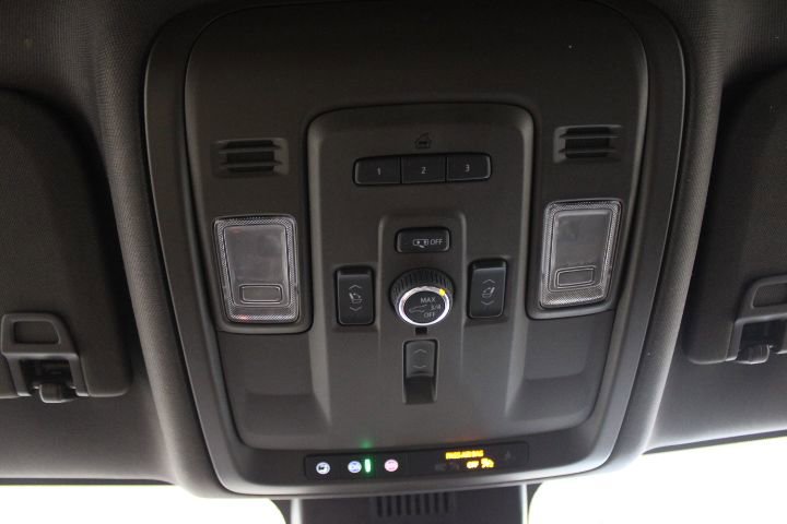 Used 2023 GMC Yukon Denali image 41
