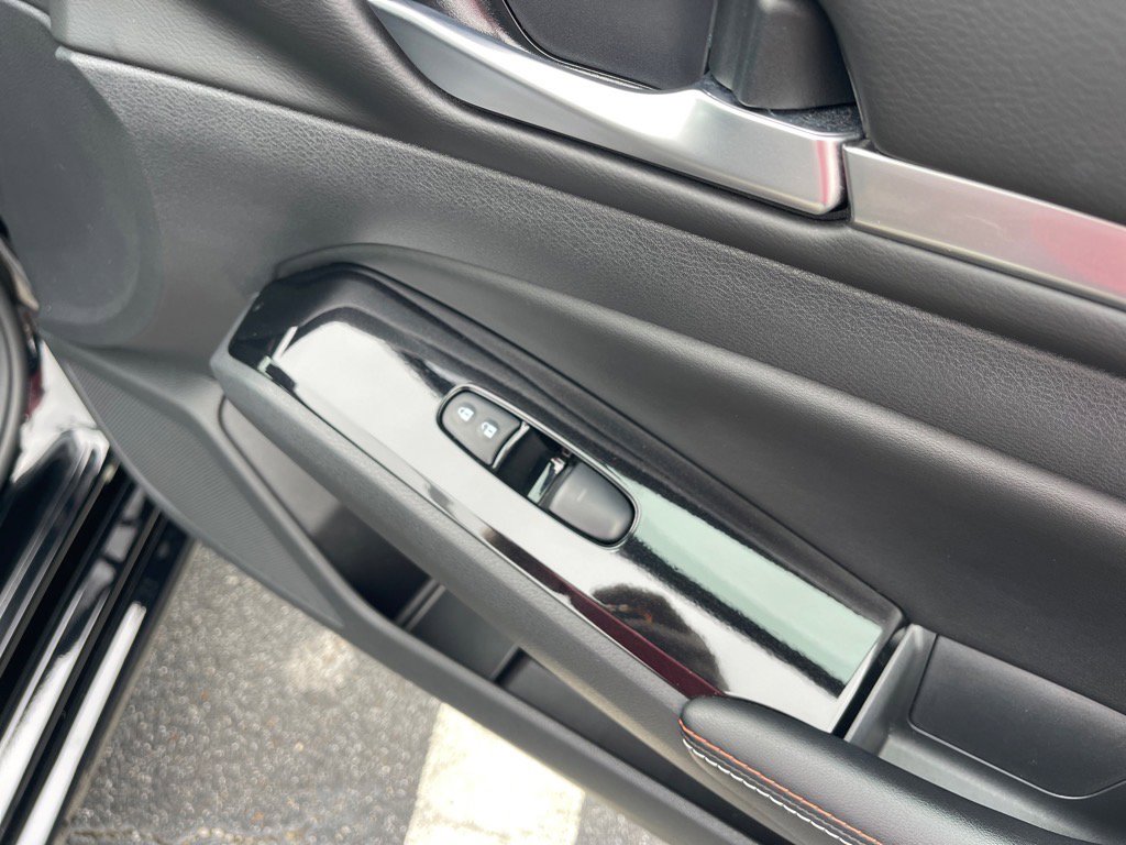 Used 2024 Nissan Altima 2.5 SR w/ SR Premium Package image 19