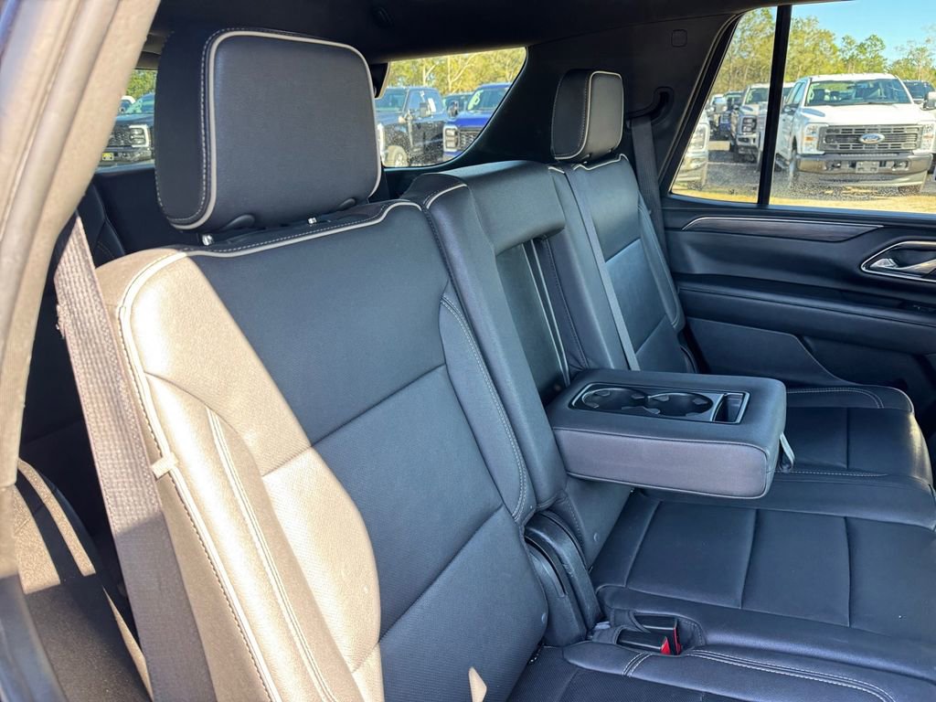 Used 2023 GMC Yukon SLT image 24