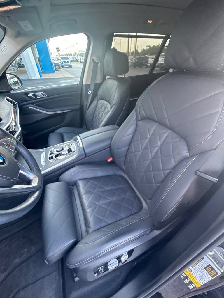 Used 2023 BMW X7 xDrive40i w/ Premium Package AWD/4WD image 18