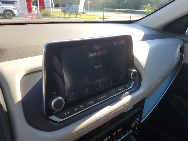 Certified 2023 Nissan Rogue SV w/ SV Premium B Package FWD image 20