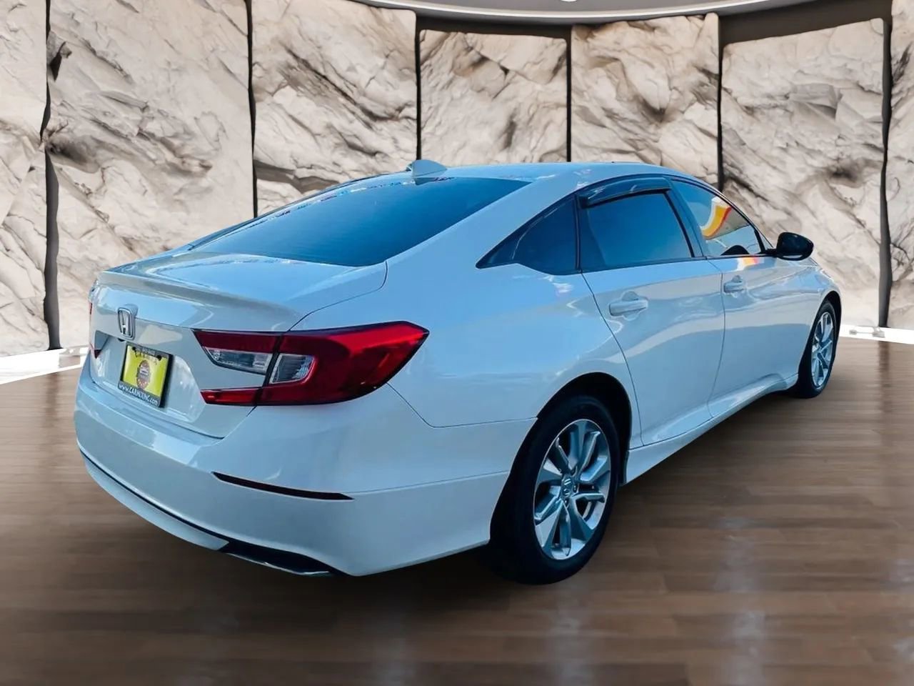 Used 2018 Honda Accord LX image 9