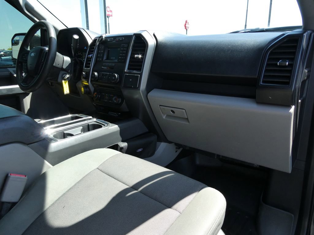 Used 2016 Ford F150 XL w/ Equipment Group 101A Mid AWD/4WD image 16