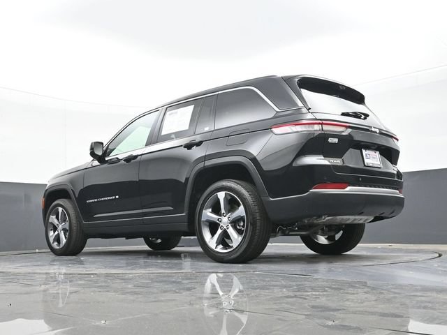 Used 2026 Jeep Grand Cherokee Limited w/ Luxury Tech Group II AWD/4WD image 47
