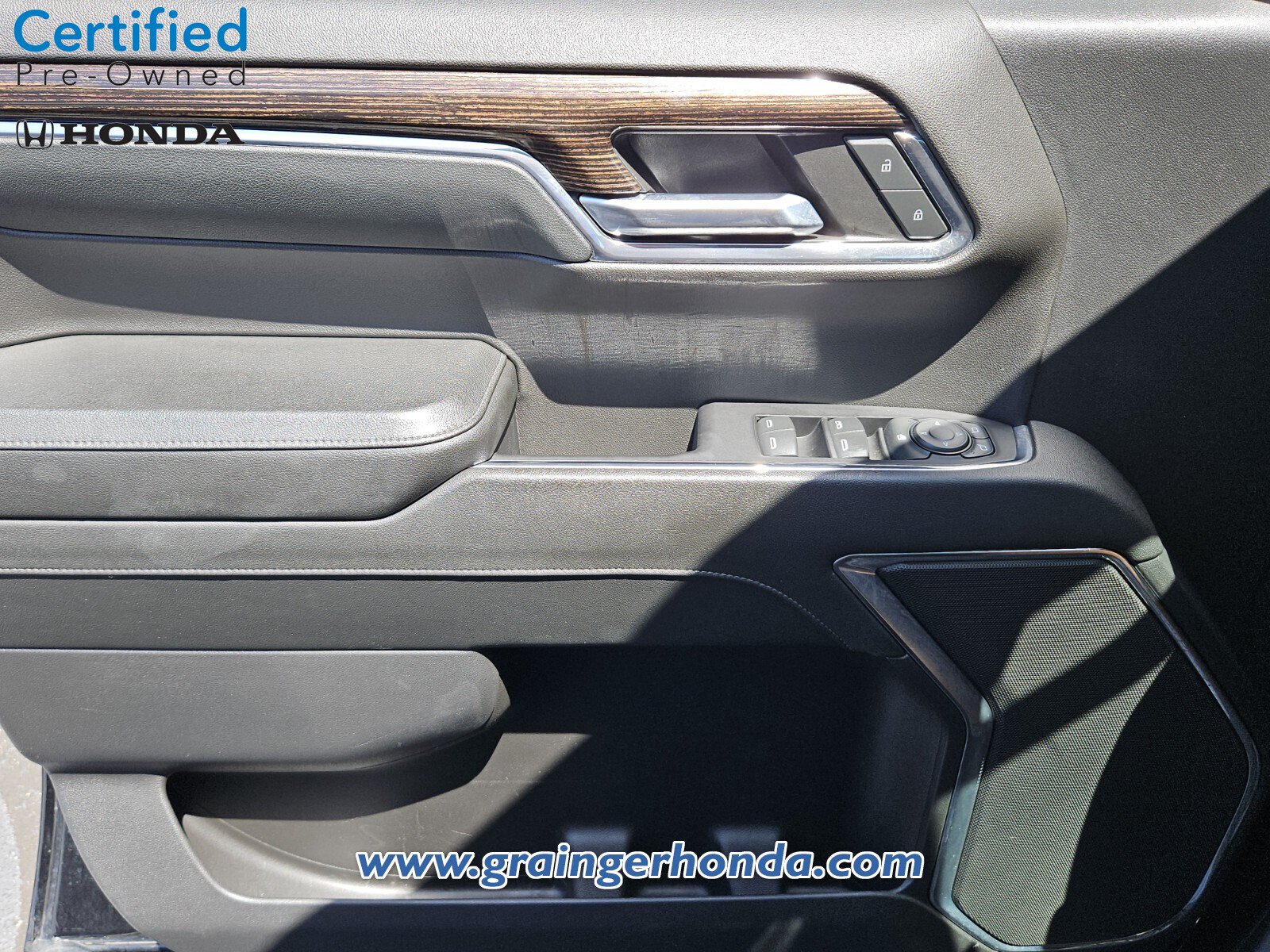 Used 2024 GMC Sierra 1500 Elevation AWD/4WD image 23