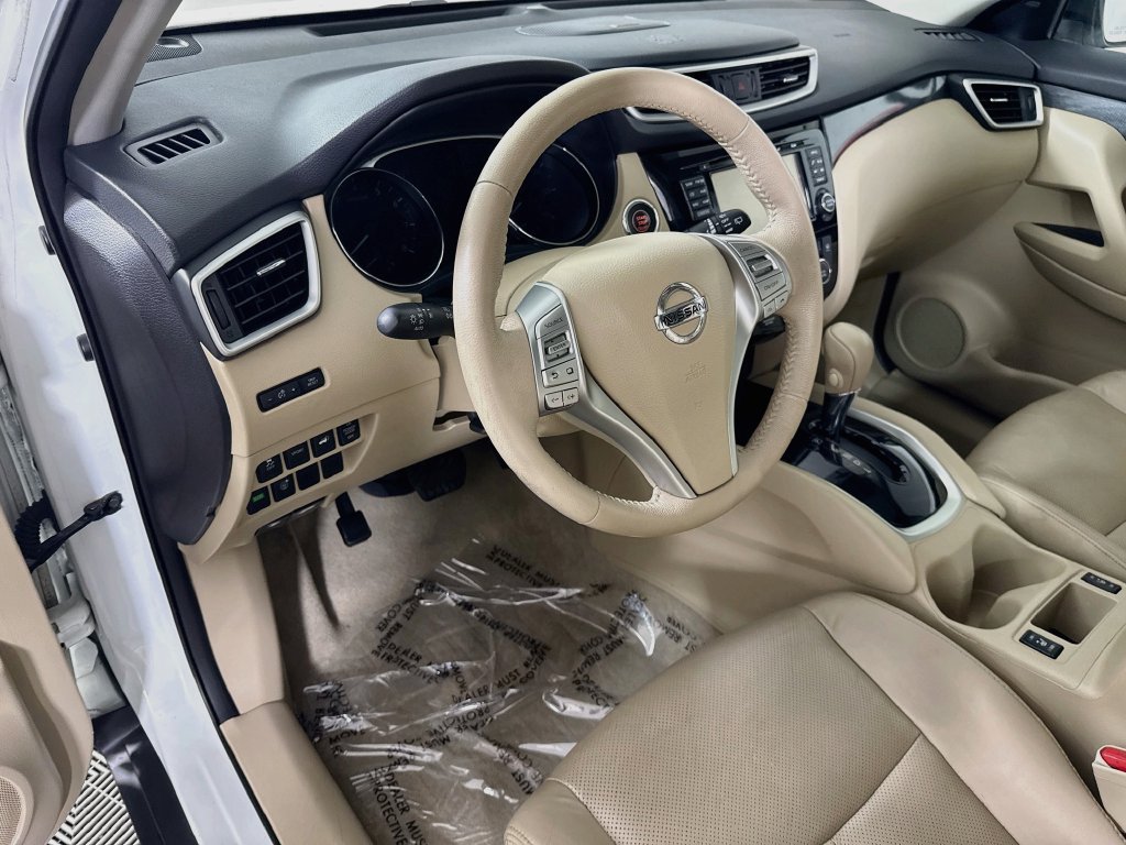 Used 2015 Nissan Rogue SL w/ SL Premium Package FWD image 19