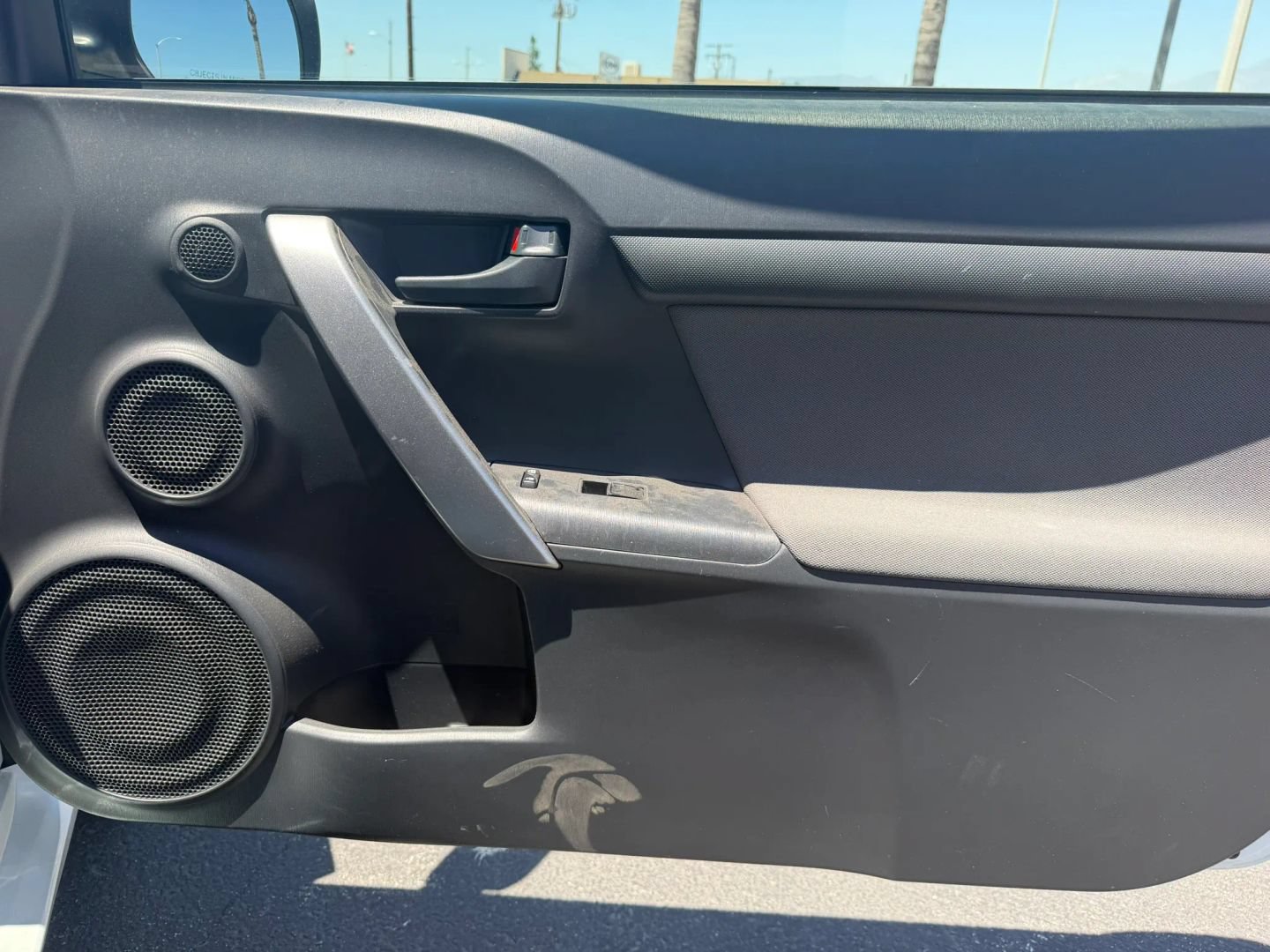 Used 2015 Scion tC FWD image 14