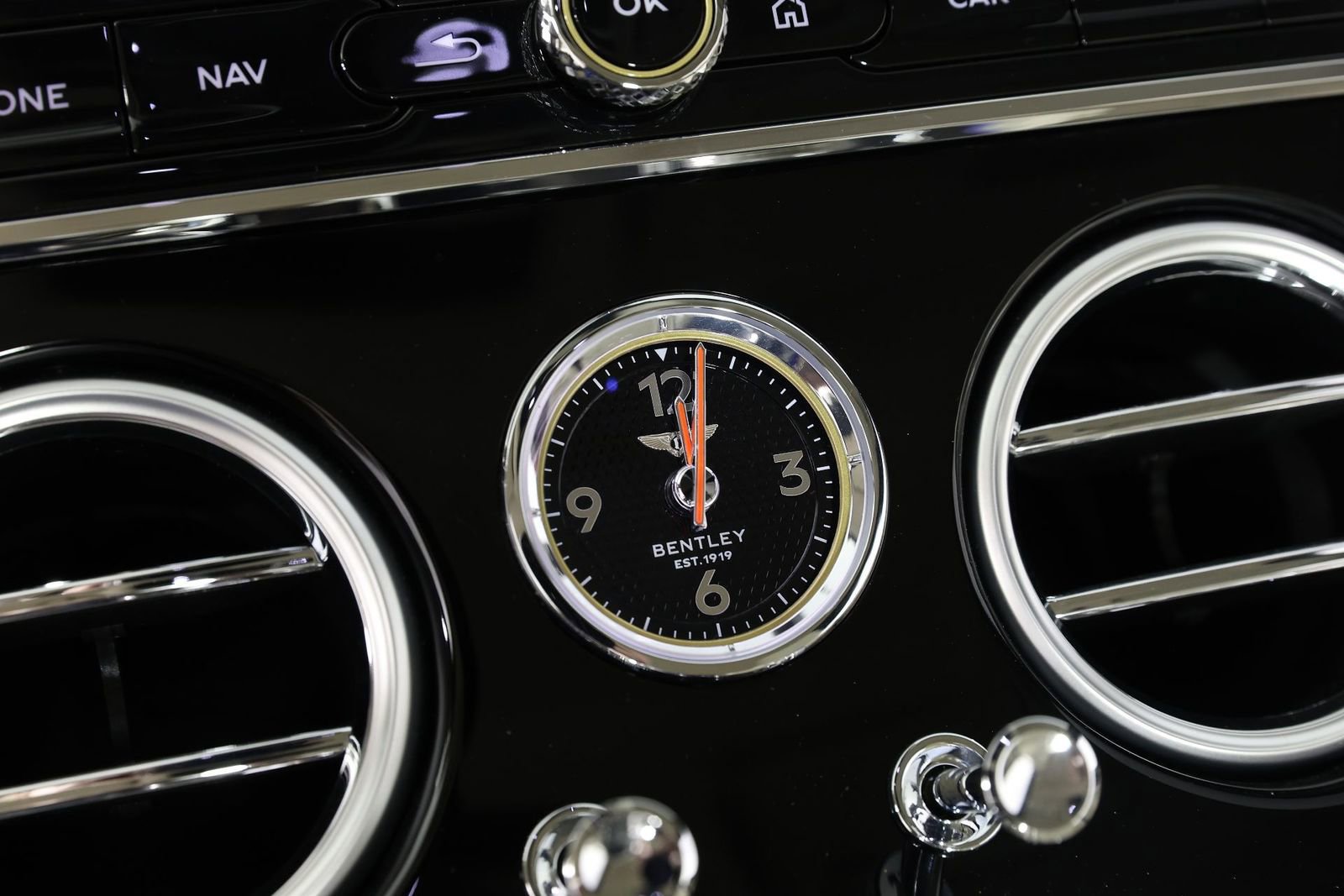 New 2026 Bentley Continental GT AWD/4WD image 34