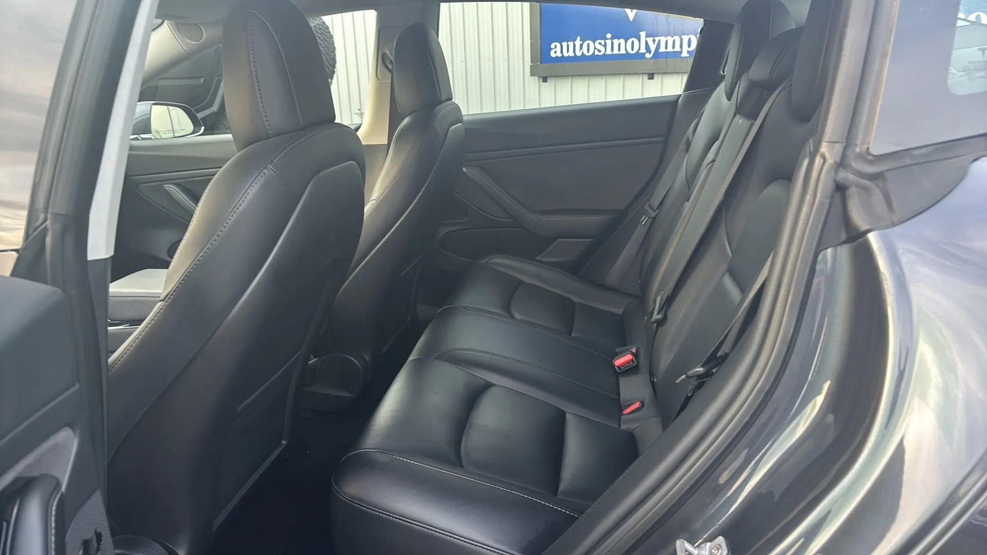 Used 2018 Tesla Model 3 Long Range image 10