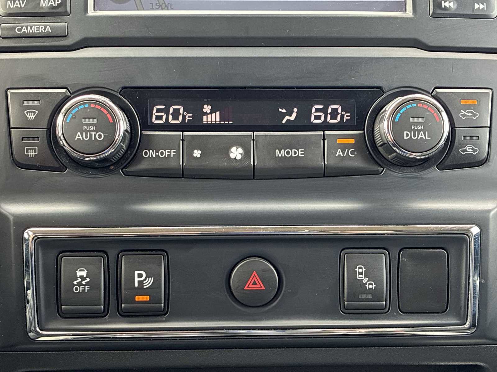 Used 2017 Nissan Titan S image 16