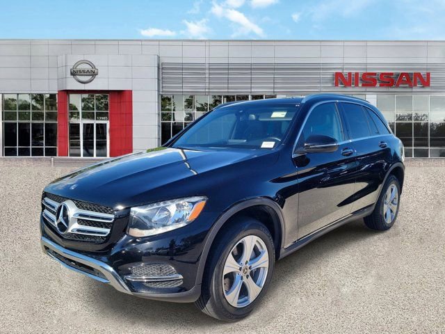 Used 2017 Mercedes-Benz GLC 300 4MATIC image 9