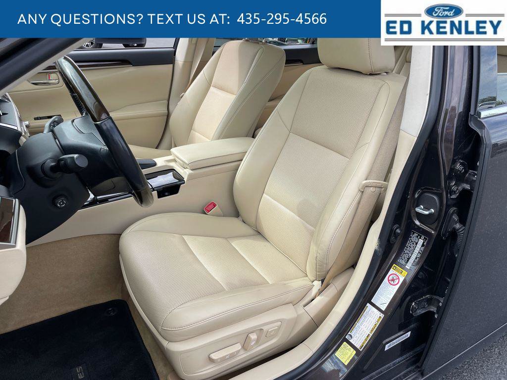 Used 2014 Lexus ES 350 w/ Premium Package FWD image 3