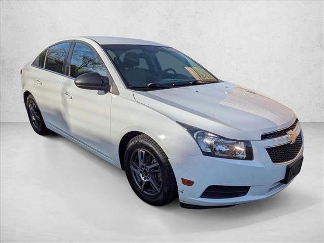 Used 2011 Chevrolet Cruze LS image 3