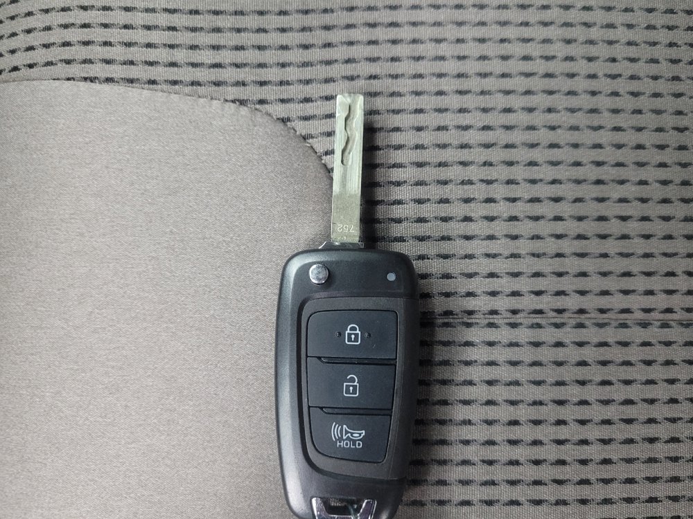 Used 2023 Hyundai Santa Fe SE image 32