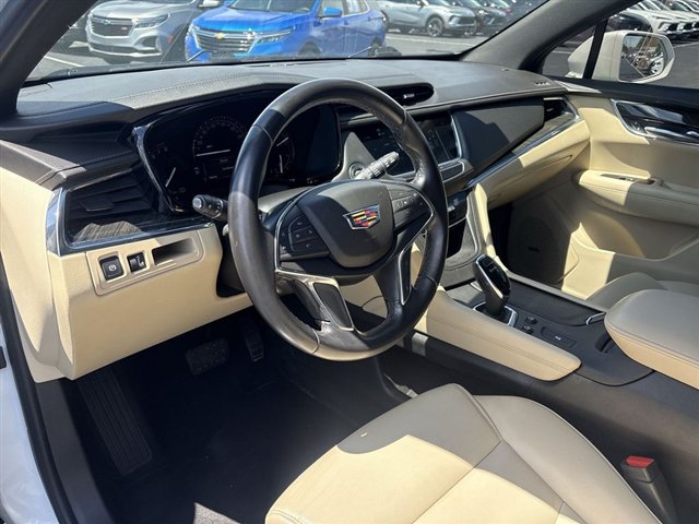 Used 2019 Cadillac XT5 FWD image 10