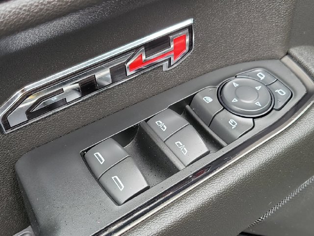 Used 2024 GMC Sierra 1500 AT4 w/ Technology Package AWD/4WD image 31
